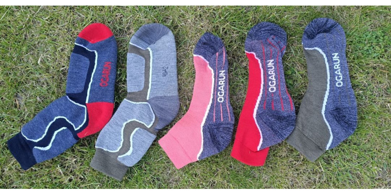 Les chaussettes OGARUN, en vert blanc rouge